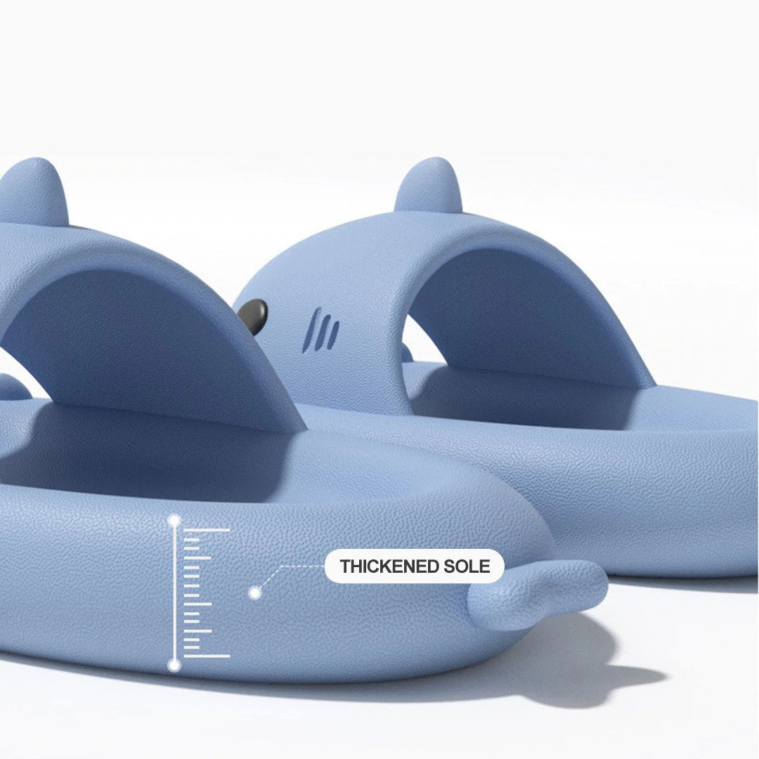 SHARK-SHAPE SLIPPER